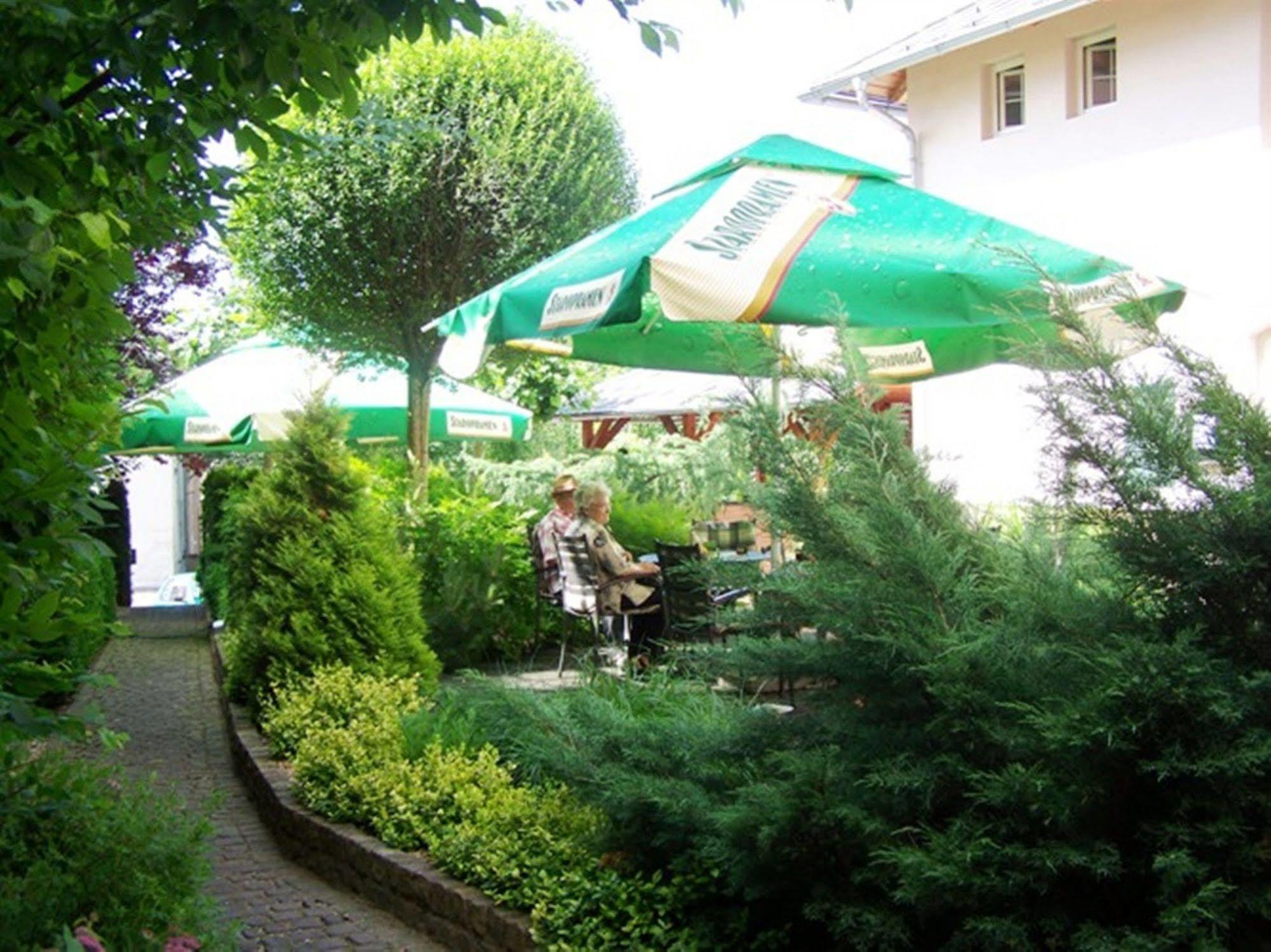 Hotel Paříž Jicin Exterior foto